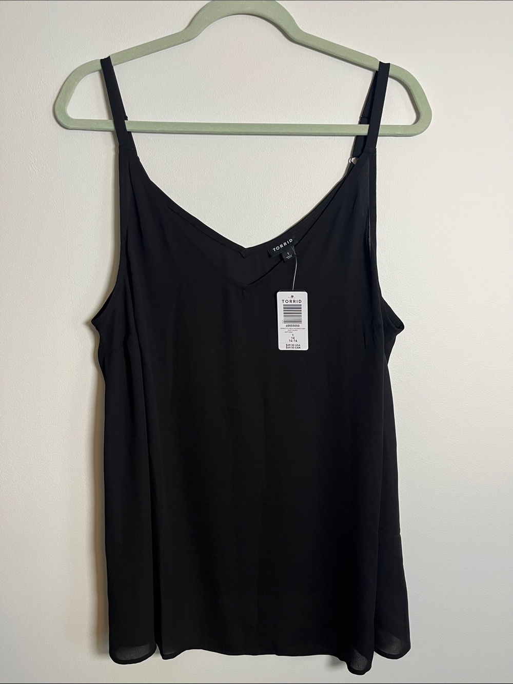 NWT torrid Black V-Neck Adjustable Strap Cami - Sz 1/XL